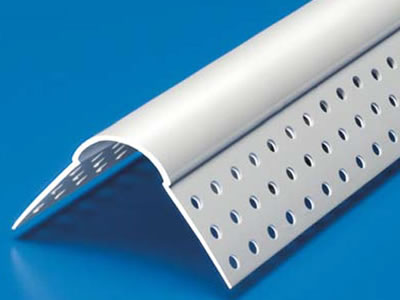 One PVC bullnose corner bead that made up of the big round nose and perforated flange with the color of white.